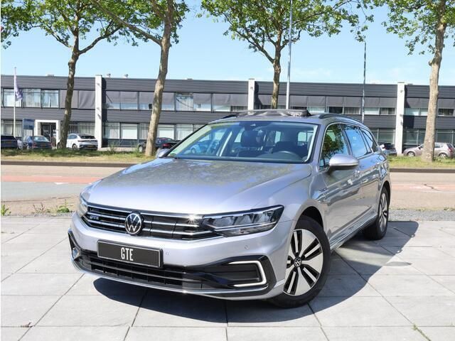 Zilver, metallic lak Gebruikt 2021 VW Passat GTE Stationwagen | € 17.950 (Super prijs) - Afbeelding 1/4