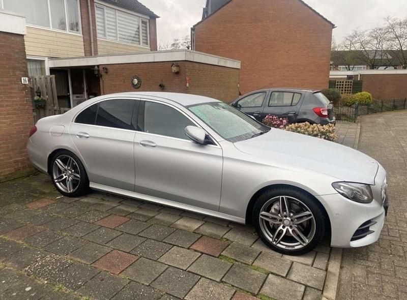 Gebruikt 2016 Mercedes E220 AMG line Sedan | € 21.750 (Eerlijke prijs) - Afbeelding 1/4