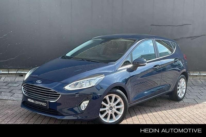 Blauw Gebruikt 2019 Ford Fiesta Titanium Hatchback | € 13.445 (Eerlijke prijs) - Afbeelding 1/3