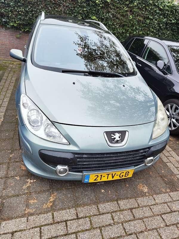 Groen Gebruikt 2007 Peugeot 307 Premium Stationwagen | € 1.100 (Super prijs) - Afbeelding 1/4