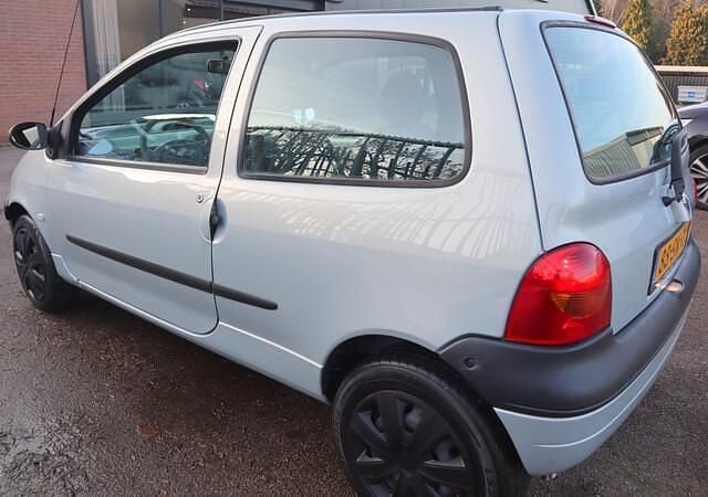 Occasion Renault Twingo Authentique 59 PK (43 kW) 2006 Grijs (metallic) Hatchback
