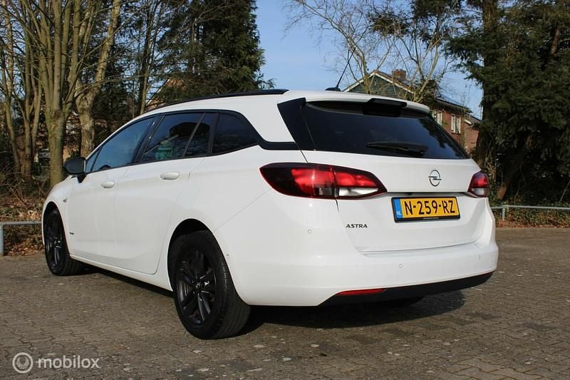 Occasion Opel Astra Business Elegance 110 PK (80 kW) 2021 Wit Stationwagen
