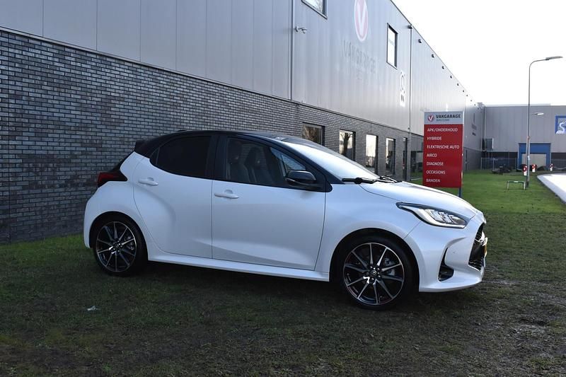 Occasion Toyota Yaris Hybrid Sport 2023 Wit Hatchback