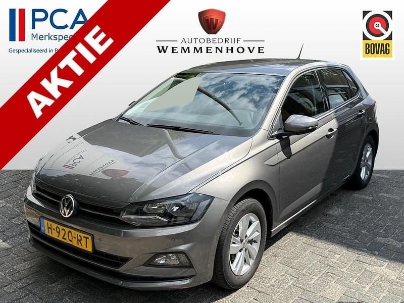 Grijs Gebruikt 2020 VW Polo Highline Hatchback | € 16.345 (Goede deal) - Afbeelding 1/4
