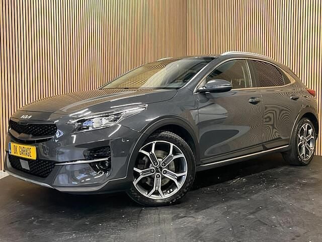 Grijs Gebruikt 2022 Kia XCeed 2 SUV | € 25.995 (Eerlijke prijs) - Afbeelding 1/2