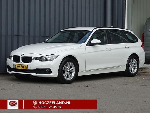 Stationwagon Gebruikt 2016 BMW 318 Stationwagen | € 17.945 (Goede deal) - Afbeelding 1/4