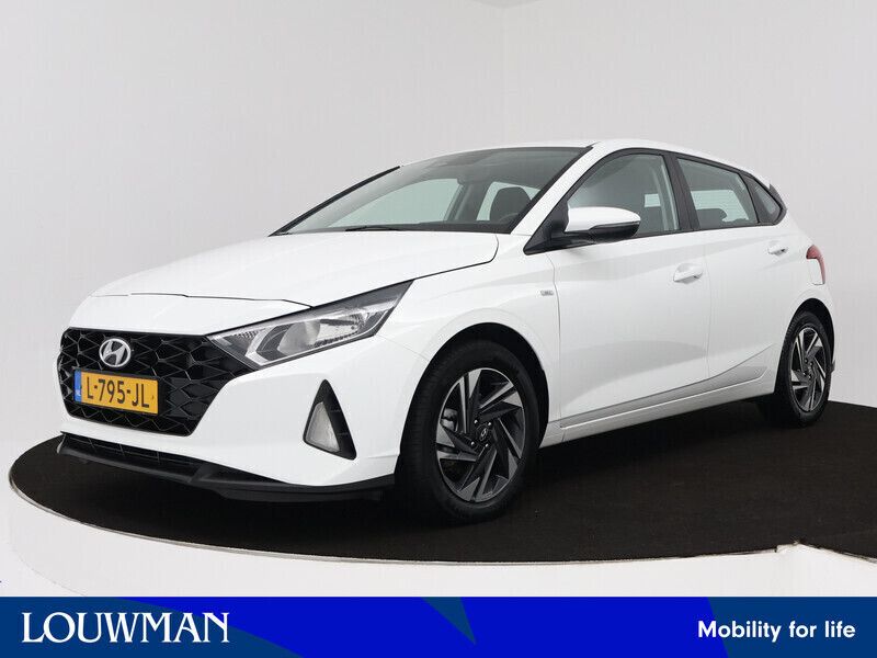 Wit Gebruikt 2021 Hyundai i20 Comfort Hatchback | € 17.945 (Eerlijke prijs) - Afbeelding 1/3