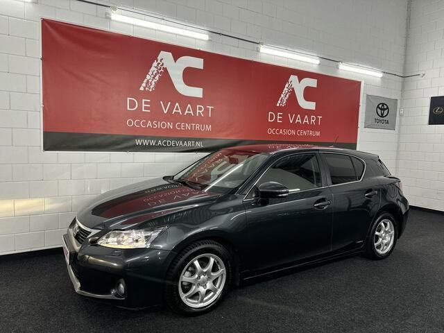 Grijs Gebruikt 2011 Lexus CT200h Business Edition Hatchback | € 7.099 (Eerlijke prijs) - Afbeelding 1/4