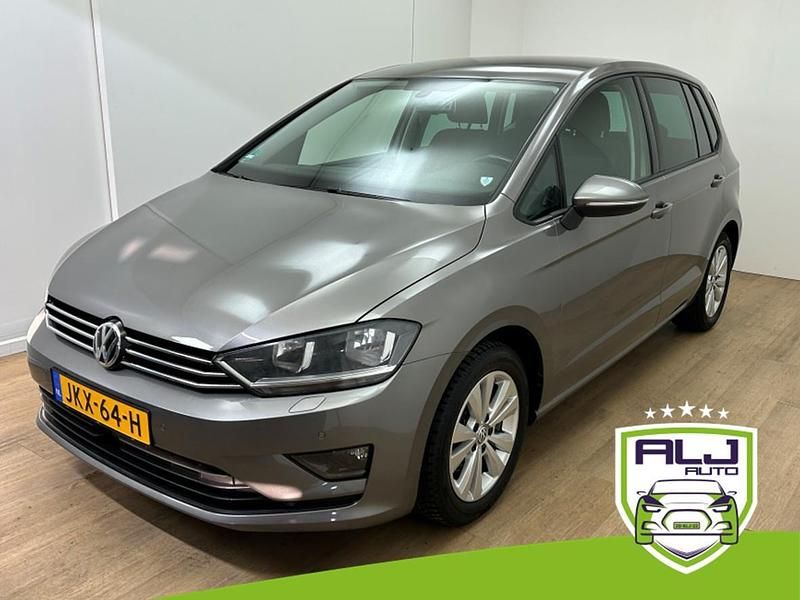 Mpv Occasion 2014 VW Golf Sportsvan Highline MPV | € 12.919 (Eerlijke prijs) - Afbeelding 1/4