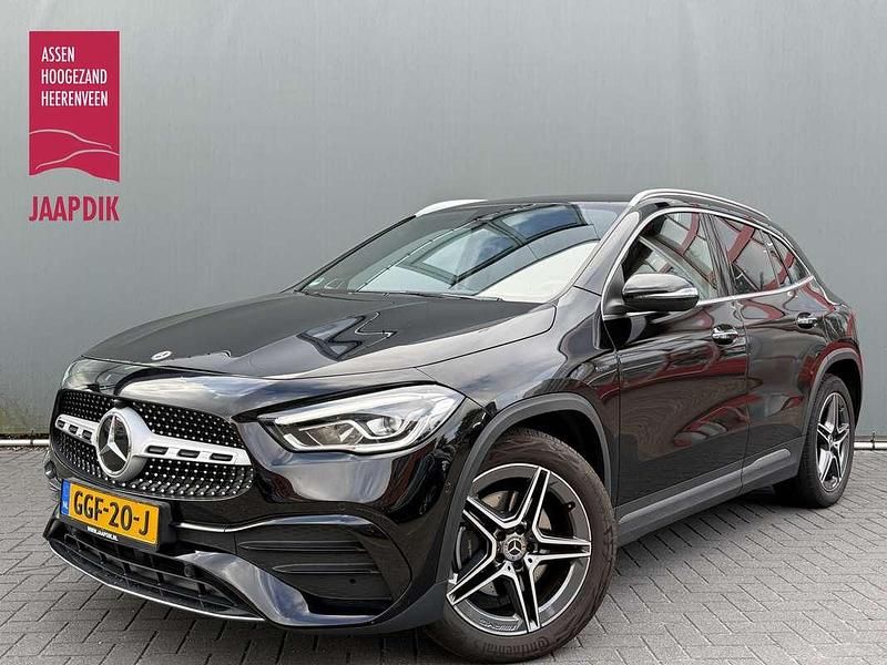Zwart Gebruikt 2021 Mercedes GLA250 AMG line SUV | € 31.899 (Super prijs) - Afbeelding 1/3