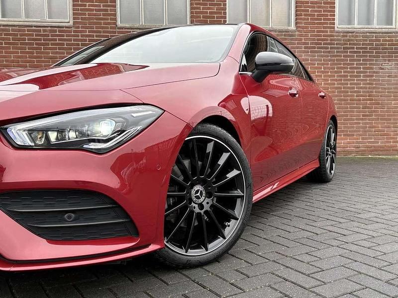 Occasion Mercedes CLA180 AMG line 136 PK (100 kW) 2023 Rood Sedan