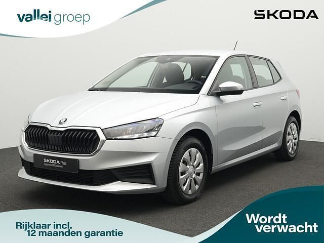 Zilver Gebruikt 2024 Skoda Fabia Ambition Hatchback | € 17.400 (Eerlijke prijs) - Afbeelding 1/4