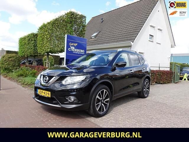 Zwart Gebruikt 2016 Nissan X-Trail Tekna SUV | € 15.750 (Goede deal) - Afbeelding 1/4