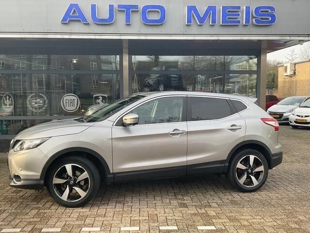 Grijs, andere lak Gebruikt 2016 Nissan Qashqai N-Connecta SUV | € 15.995 (Eerlijke prijs) - Afbeelding 1/4