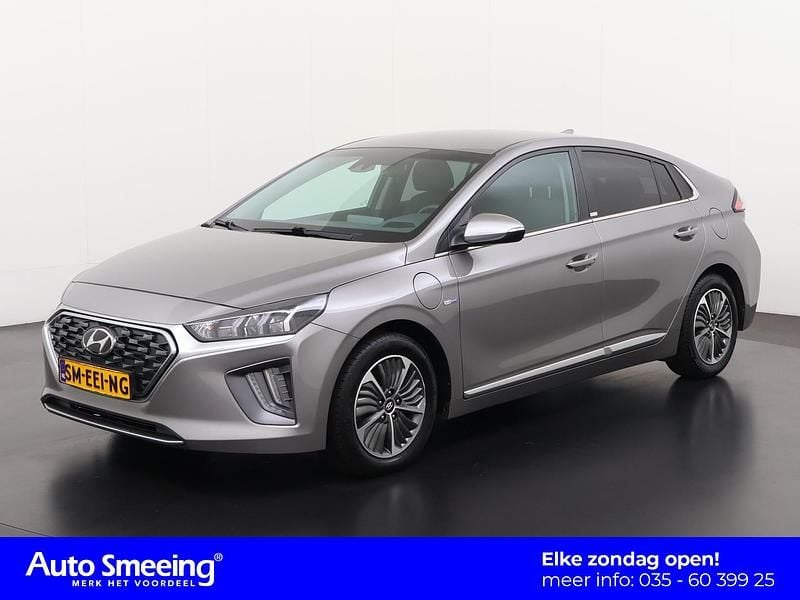 Fluid metal metallic (m6t) Gebruikt 2020 Hyundai Ioniq Style Sedan | € 17.695 (Eerlijke prijs) - Afbeelding 1/4