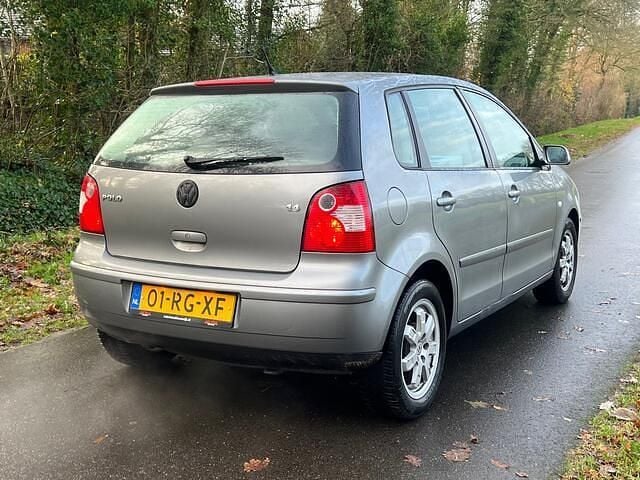 Occasion VW Polo 75 PK (55 kW) 2005 Grijs Hatchback