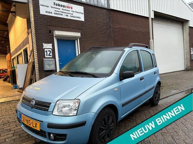 Blauw Gebruikt 2004 Fiat Panda Dynamic Hatchback | € 1.749 (Eerlijke prijs) - Afbeelding 1/4