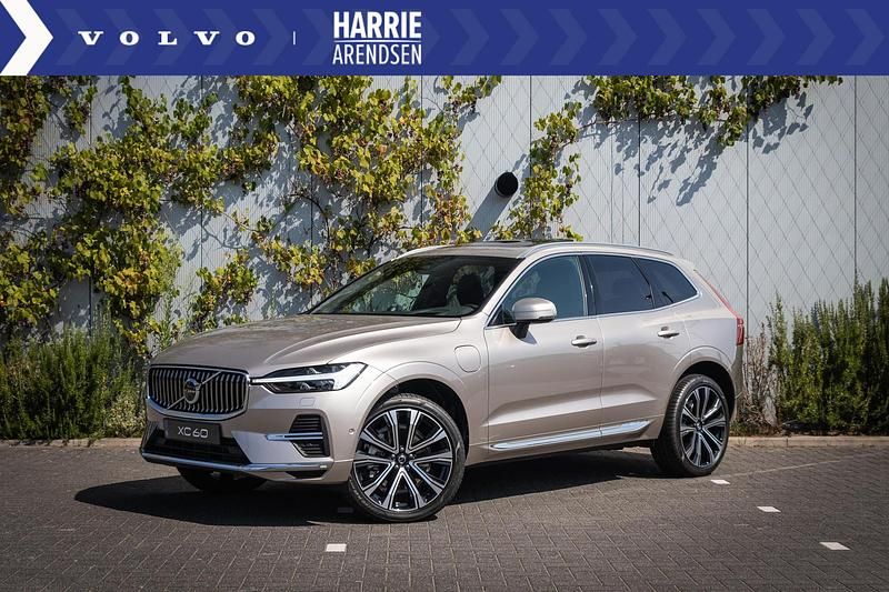 Grijs Nieuw 2025 Volvo XC60 Ultimate SUV | € 75.694 - Afbeelding 1/4