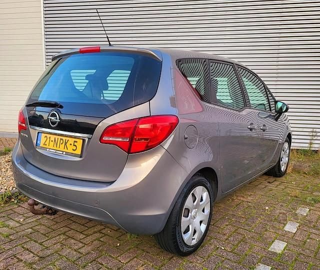 Occasion Opel Meriva Edition 2010 Bruin (metallic) MPV