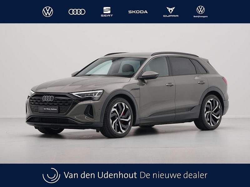 Grijs (metallic) Gebruikt 2024 Audi Q8 e-tron Advanced SUV | € 64.190 (Duur) - Afbeelding 1/4