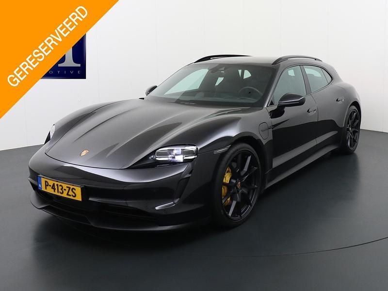 Zwart Gebruikt 2022 Porsche Taycan Sport Turismo Sedan | € 64.899 (Eerlijke prijs) - Afbeelding 1/4
