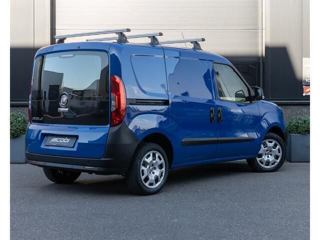 Occasion Fiat Doblò 97 PK (71 kW) 2018 Blauw MPV