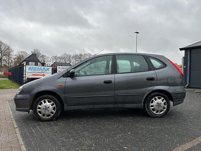 Occasion Nissan Almera Tino Visia 116 PK (85 kW) 2006 Grijs (metallic) MPV