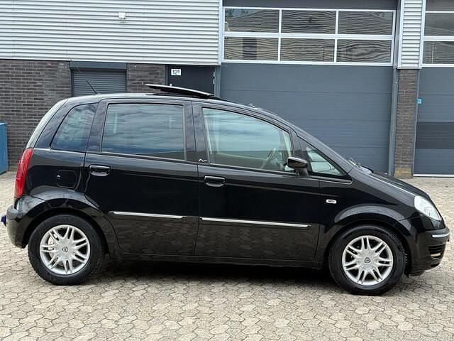 Occasion Lancia Musa 95 PK (69 kW) 2007 Zwart MPV