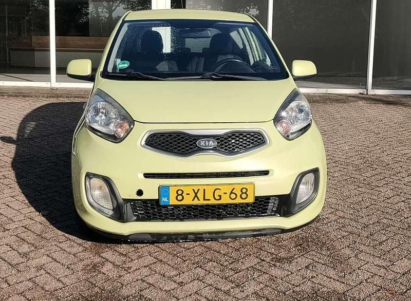Geel Occasion 2012 Kia Picanto Hatchback | € 1.349 (Super prijs) - Afbeelding 1/4