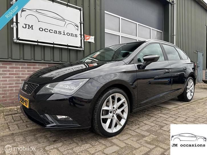 Zwart Occasion 2014 Seat Leon ST Style Stationwagen | € 7.495 (Eerlijke prijs) - Afbeelding 1/4