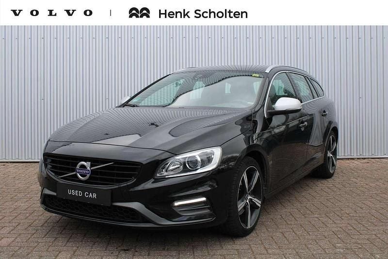 Zwart Gebruikt 2017 Volvo V60 R-Design Stationwagen | € 19.750 (Eerlijke prijs) - Afbeelding 1/4