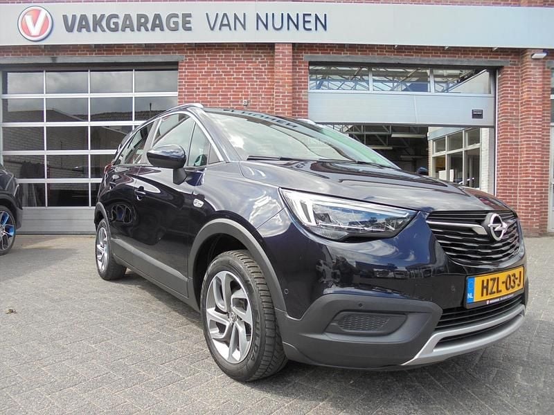 Zwart, metallic lak Gebruikt 2020 Opel Crossland X Innovation SUV | € 13.450 (Goede deal) - Afbeelding 1/4