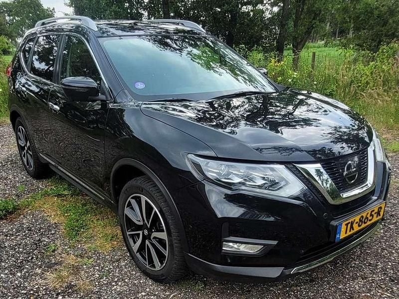 Zwart Gebruikt 2018 Nissan X-Trail Tekna SUV | € 17.500 (Eerlijke prijs) - Afbeelding 1/4