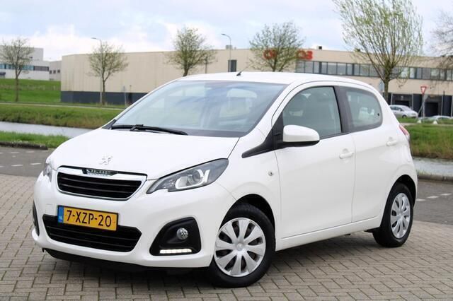 Wit Gebruikt 2014 Peugeot 108 Active Hatchback | € 5.999 (Eerlijke prijs) - Afbeelding 1/4