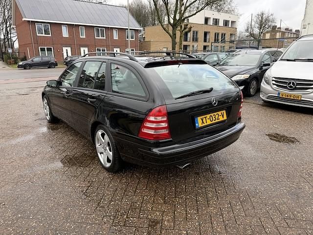 Occasion Mercedes C180 143 PK (105 kW) 2003 Zwart (metallic) Stationwagen