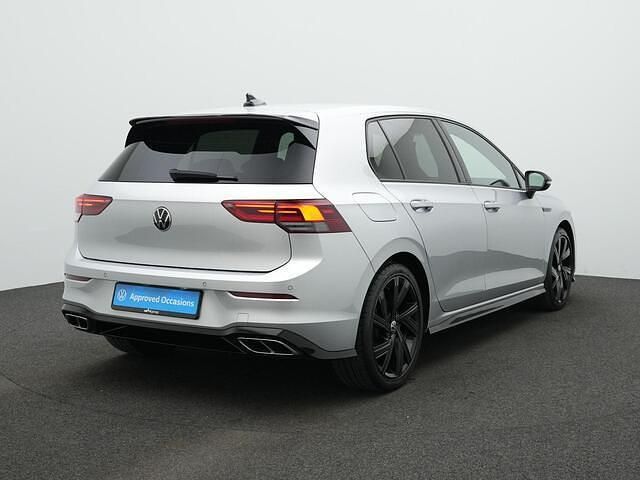 Occasion VW Golf VIII Business+ 150 PK (110 kW) 2022 Zilver Hatchback