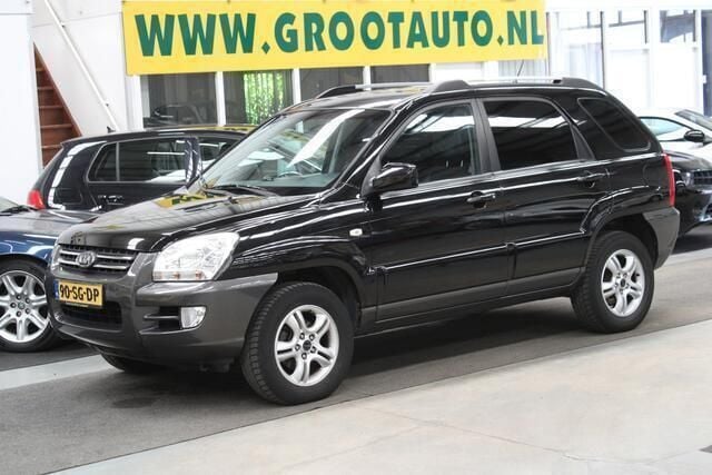 Zwart Gebruikt 2006 Kia Sportage Comfort SUV | € 3.444 (Goede deal) - Afbeelding 1/4
