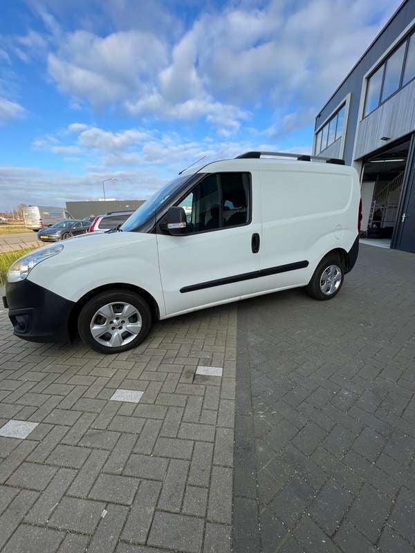 Afbeelding 2/4
