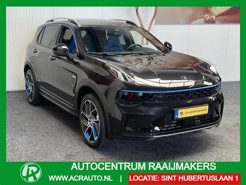 Zwart Gebruikt 2023 Lynk & Co 01 SUV | € 25.940 (Eerlijke prijs) - Afbeelding 1/4