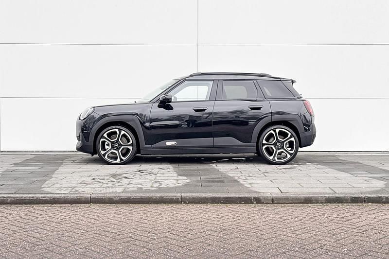 Nieuw Mini Aceman Favoured 160 kW (218 PK) 2026 Midnight black ii SUV