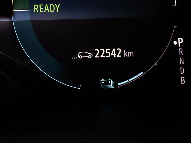 Occasion Renault Clio V Techno 94 PK (69 kW) 2024 Zwart Hatchback