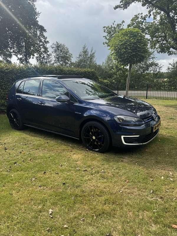 Occasion VW Golf VII GTE 150 PK (110 kW) 2015 Blauw Stationwagen