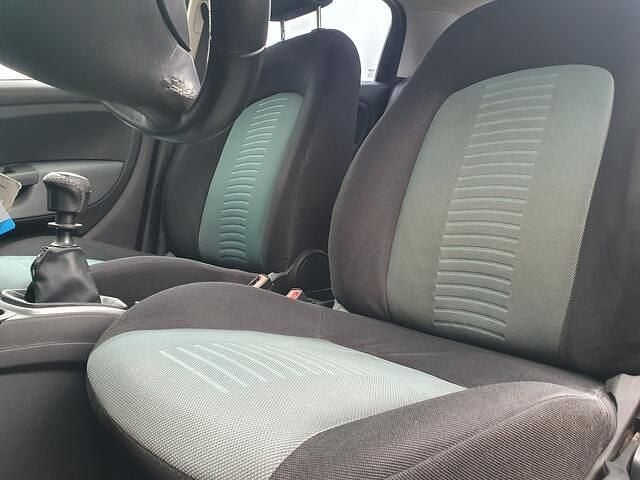 Occasion Fiat Grande Punto Dynamic 67 PK (49 kW) 2008 Zwart Hatchback