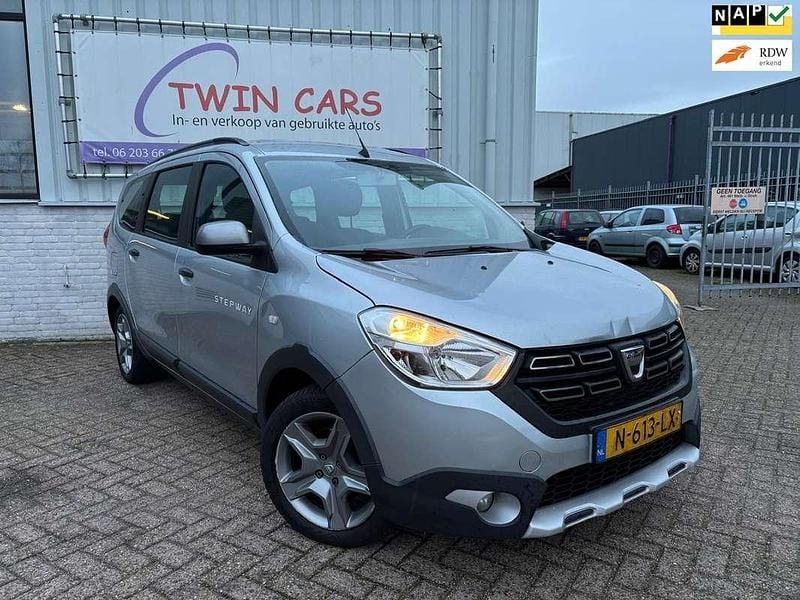 Grijs Gebruikt 2021 Dacia Lodgy Stepway MPV | € 6.995 (Super prijs) - Afbeelding 1/4