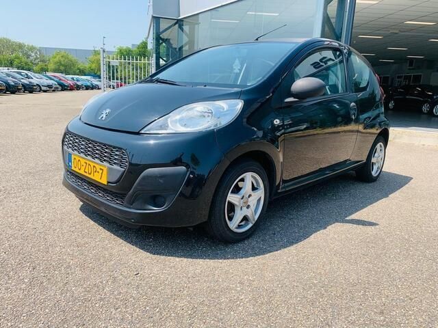 Occasion Peugeot 107 Access 68 PK (50 kW) 2012 Zwart Hatchback