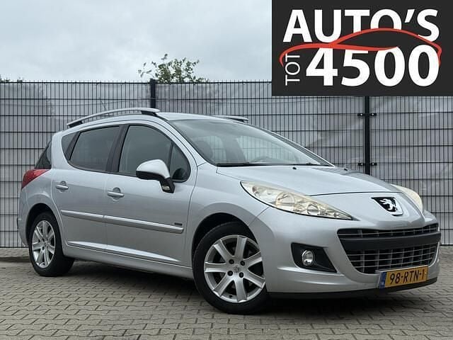 Grijs, metallic lak Gebruikt 2011 Peugeot 207 Sportium Stationwagen | € 2.850 (Eerlijke prijs) - Afbeelding 1/4