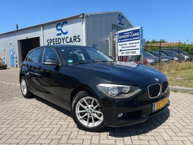Zwart Gebruikt 2014 BMW 116 Hatchback | € 7.949 (Super prijs) - Afbeelding 1/4