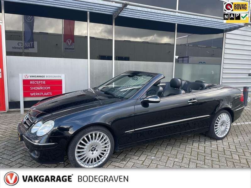 Zwart Gebruikt 2008 Mercedes CLK200 Avantgarde Cabriolet | € 9.950 (Goede deal) - Afbeelding 1/4