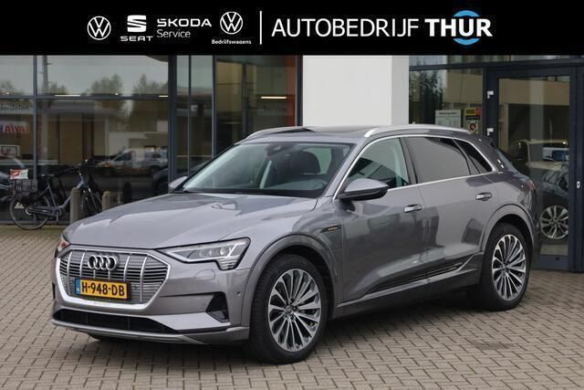 Grijs Gebruikt 2019 Audi e-tron SUV | € 27.950 (Iets duurder) - Afbeelding 1/4