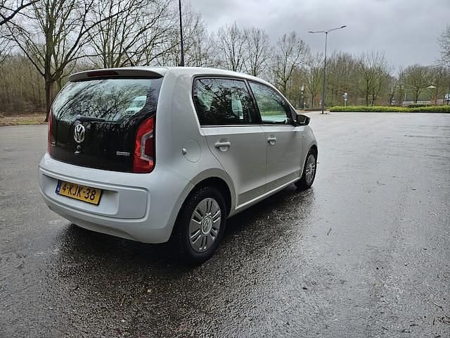 Occasion VW up! move up! 59 PK (43 kW) 2013 Wit (metallic) Hatchback